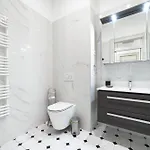Kozmo Residences 호텔 5*