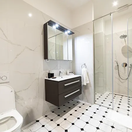Szálloda Kozmo Residences 5*