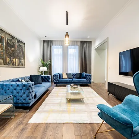 Hotel Kozmo Residences