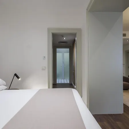 Kozmo Residences Hotell 5*