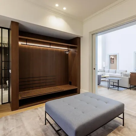 ホテル Kozmo Residences