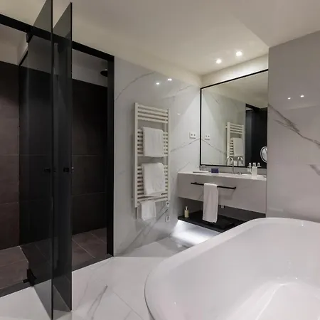 Kozmo Residences Hotel 5*