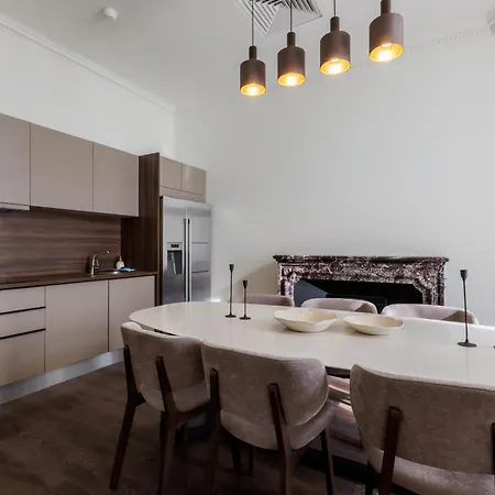 Kozmo Residences 5*