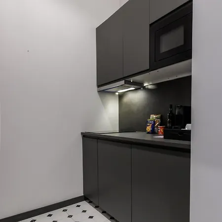 Hotel Kozmo Residences 5*