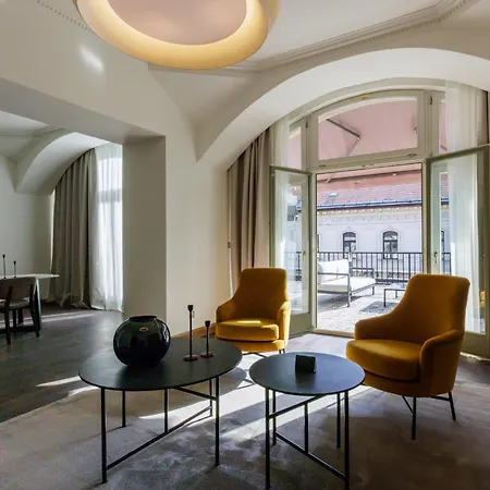 Kozmo Residences Hotel