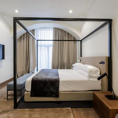 Kozmo Residences Hotel