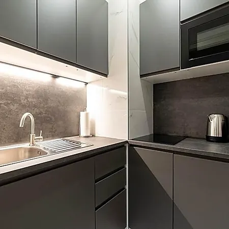 Kozmo Residences Hotel 5*