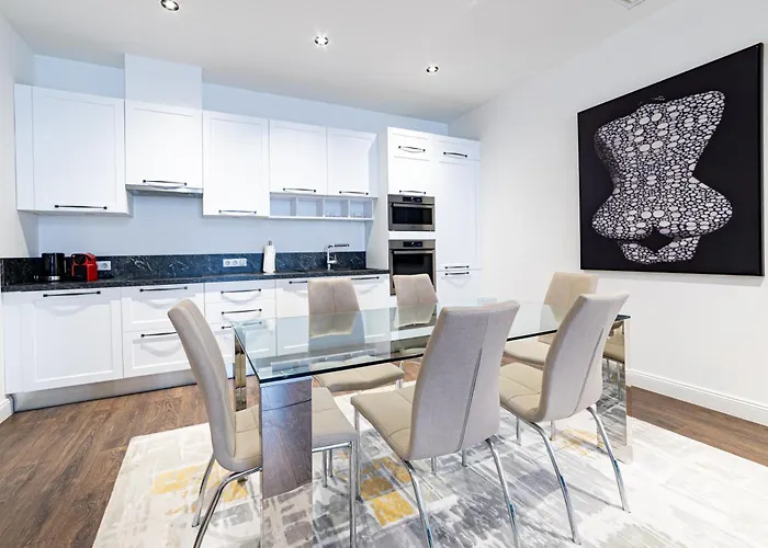 Hotel Kozmo Residences