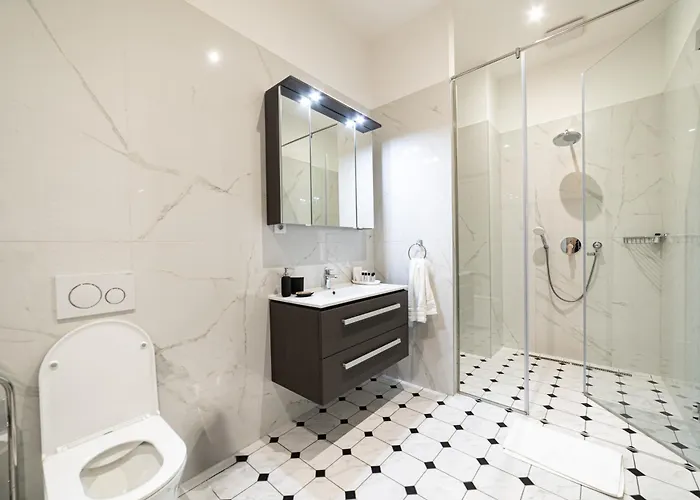 Hotel Kozmo Residences 5*