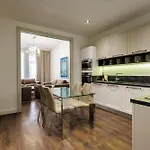 Hotel Kozmo Residences 5*