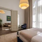 Hotel Kozmo Residences 5*