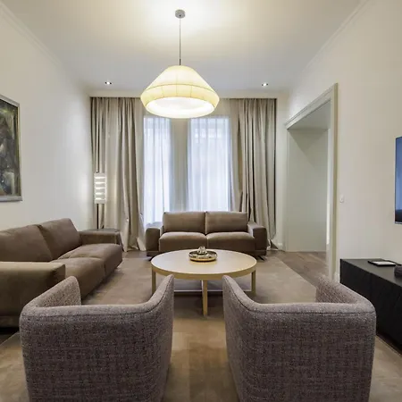 Kozmo Residences 5*