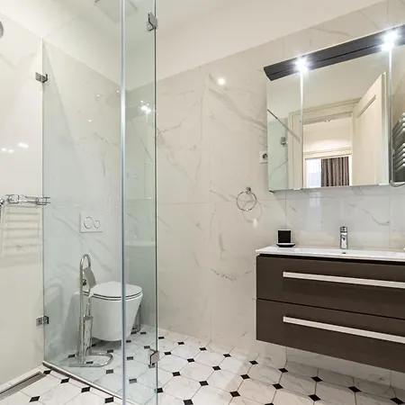 호텔 Kozmo Residences